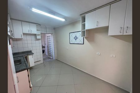 Casa à venda com 260m², 3 quartos e 3 vagas Casa à venda com 260m², 3 quartos e 3 vagasCozinha