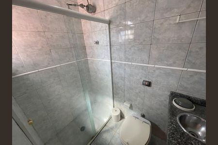 Casa à venda com 260m², 3 quartos e 3 vagas Casa à venda com 260m², 3 quartos e 3 vagasBanheiro da Suíte 1