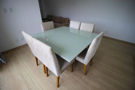Apartamento para alugar com 82m², 3 quartos e 2 vagas