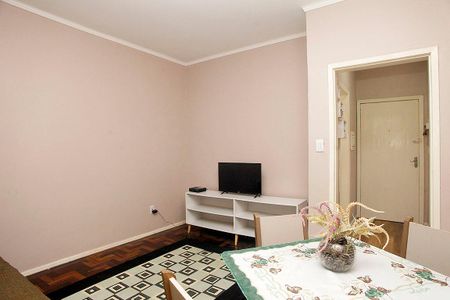 Sala de apartamento para alugar com 1 quarto, 63m² em Azenha, Porto Alegre
