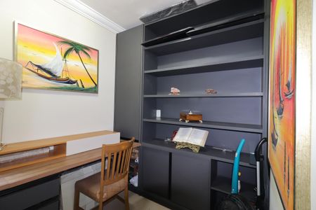Apartamento à venda com 81m², 3 quartos e 2 vagasQuarto 2