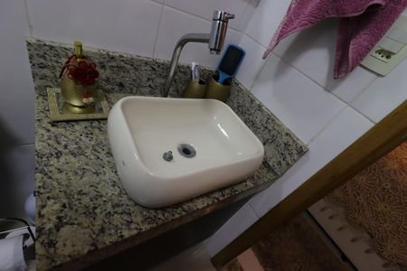 Apartamento à venda com 81m², 3 quartos e 2 vagasBanheiro da Suíte 3