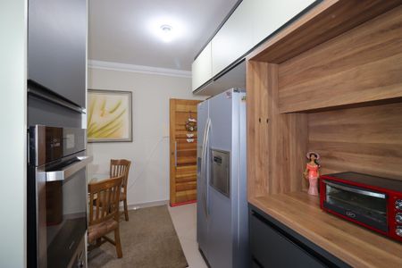 Apartamento à venda com 81m², 3 quartos e 2 vagasCozinha