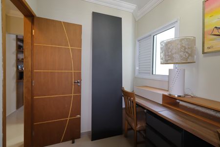 Apartamento à venda com 81m², 3 quartos e 2 vagasQuarto 2