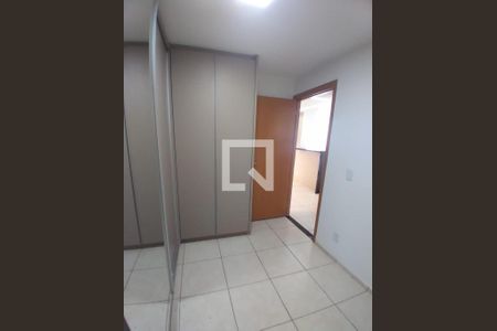 Apartamento à venda com 2 quartos, 63m² em Jardim Balneário Meia Ponte, Goiânia
