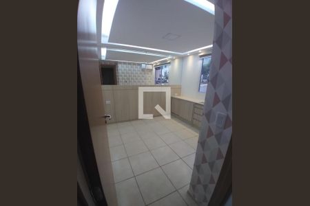 Apartamento à venda com 2 quartos, 63m² em Jardim Balneário Meia Ponte, Goiânia