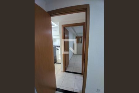 Apartamento à venda com 2 quartos, 63m² em Jardim Balneário Meia Ponte, Goiânia