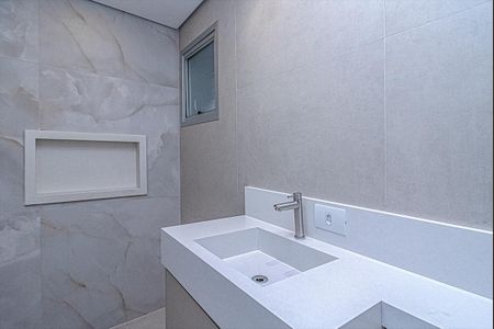 Apartamento à venda com 82m², 3 quartos e 1 vaga Apartamento à venda com 82m², 3 quartos e 1 vagaBanheiro Social