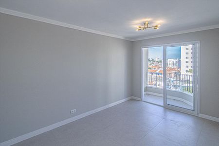 Apartamento à venda com 82m², 3 quartos e 1 vaga Apartamento à venda com 82m², 3 quartos e 1 vagaSala