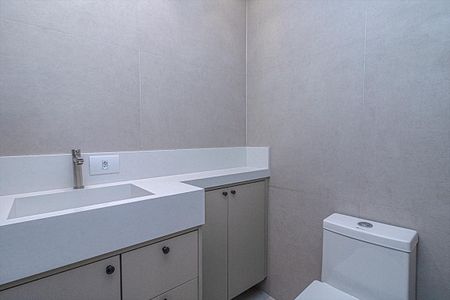 Apartamento à venda com 82m², 3 quartos e 1 vaga Apartamento à venda com 82m², 3 quartos e 1 vagaBanheiro Social
