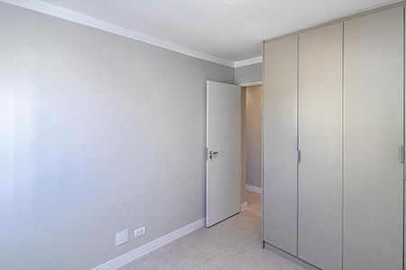 Apartamento à venda com 82m², 3 quartos e 1 vaga Apartamento à venda com 82m², 3 quartos e 1 vagaQuarto 3