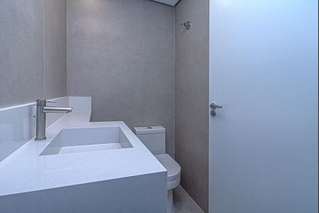 Apartamento à venda com 82m², 3 quartos e 1 vaga Apartamento à venda com 82m², 3 quartos e 1 vagaBanheiro Social