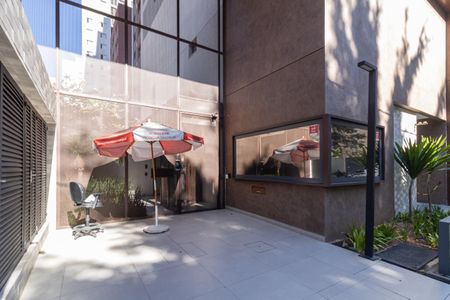 Studio para alugar com 40m², 2 quartos e sem vaga Studio para alugar com 40m², 2 quartos e sem vagaFachada