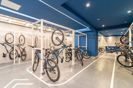 Studio para alugar com 40m², 2 quartos e sem vaga Studio para alugar com 40m², 2 quartos e sem vagaÁrea comum - Bicicletário