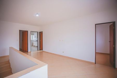 Casa à venda com 150m², 4 quartos e sem vagaSala