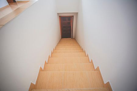 Casa à venda com 150m², 4 quartos e sem vagaEscadas - Entrada