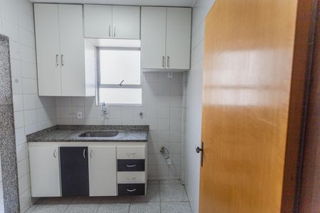 Apartamento para alugar com 65m², 2 quartos e 1 vaga Apartamento para alugar com 65m², 2 quartos e 1 vagaCozinha