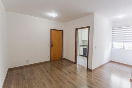 Apartamento para alugar com 65m², 2 quartos e 1 vaga Apartamento para alugar com 65m², 2 quartos e 1 vagaSala