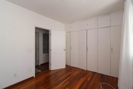 Apartamento à venda com 130m², 3 quartos e 1 vagaQuarto 2