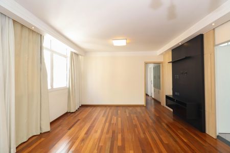 Sala de apartamento para alugar com 3 quartos, 130m² em Jardins, São Paulo