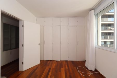 Apartamento à venda com 130m², 3 quartos e 1 vagaQuarto 2
