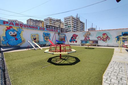 Apartamento para alugar com 63m², 2 quartos e 1 vaga Apartamento para alugar com 63m², 2 quartos e 1 vagaÁrea comum - Playground