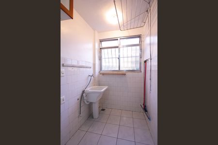 Área de Serviço de apartamento para alugar com 2 quartos, 63m² em Colubande, São Gonçalo
