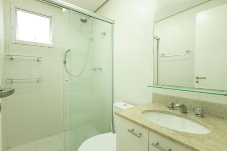 Apartamento à venda com 65m², 2 quartos e 1 vaga Apartamento à venda com 65m², 2 quartos e 1 vagaBanheiro da Suíte