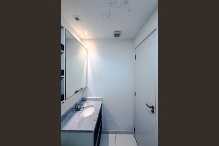 Banheiro da Suíte de apartamento para alugar com 2 quartos, 54m² em Ipiranga, São Paulo