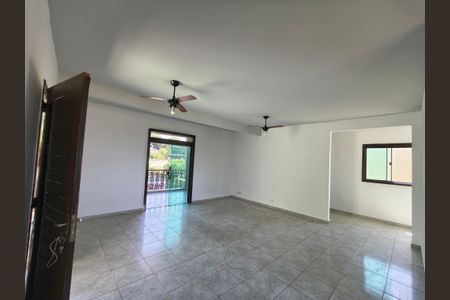 Sala de casa para alugar com 3 quartos, 115m² em Freguesia de Jacarepaguá, Rio de Janeiro