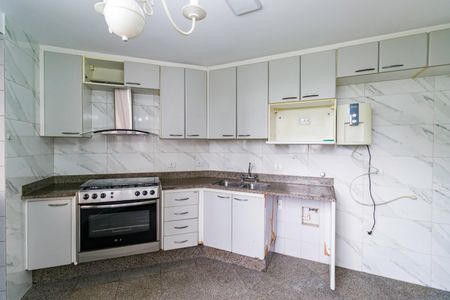 Apartamento para alugar com 200m², 4 quartos e 3 vagas Apartamento para alugar com 200m², 4 quartos e 3 vagasCozinha