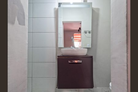 Casa à venda com 80m², 2 quartos e sem vagabanheiro da Suíte 2