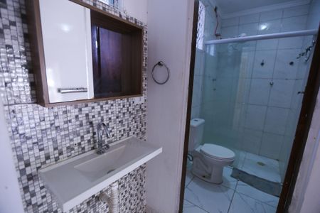 Casa para alugar com 80m², 2 quartos e sem vaga Casa para alugar com 80m², 2 quartos e sem vagaBanheiro 1