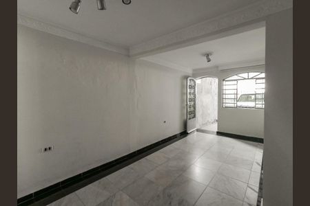 Casa para alugar com 2 quartos, 80m² em Vila Carolina, São Paulo