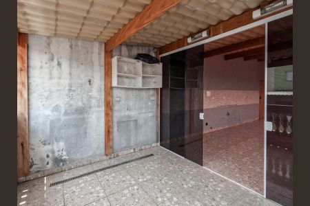 Casa à venda com 80m², 2 quartos e sem vagaÁrea comum