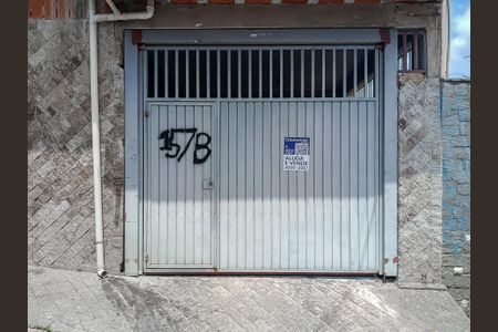 Casa à venda com 80m², 2 quartos e sem vagaFachada