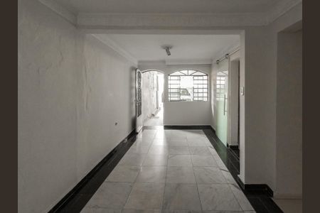 Casa para alugar com 2 quartos, 80m² em Vila Carolina, São Paulo