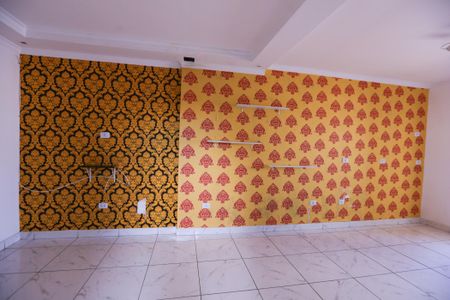 Casa para alugar com 80m², 2 quartos e sem vaga Casa para alugar com 80m², 2 quartos e sem vagaSala