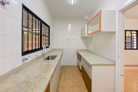 Casa à venda com 180m², 3 quartos e 2 vagasCozinha