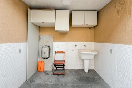 Casa à venda com 180m², 3 quartos e 2 vagasÁrea de Serviço