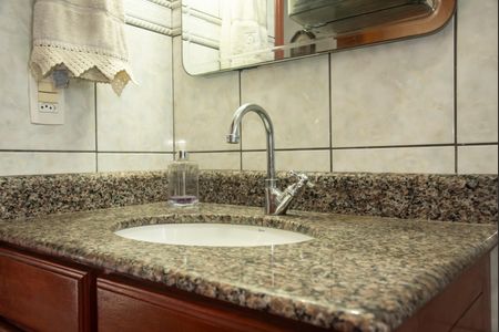 Casa à venda com 150m², 3 quartos e 4 vagasBanheiro Social