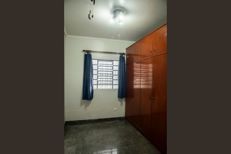 Casa à venda com 150m², 3 quartos e 4 vagasQuarto 2