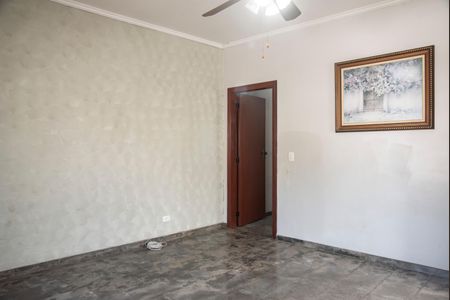 Casa à venda com 150m², 3 quartos e 4 vagasSala