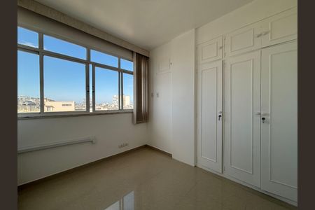 Apartamento à venda com 101m², 3 quartos e 1 vagaQuarto 2