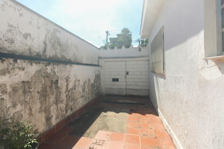 Casa à venda com 225m², 3 quartos e 4 vagas Casa à venda com 225m², 3 quartos e 4 vagasQuintal