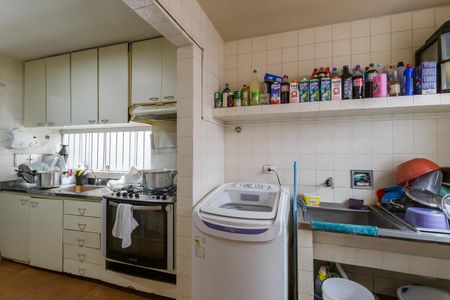 Casa à venda com 160m², 4 quartos e 4 vagas Casa à venda com 160m², 4 quartos e 4 vagasÁrea de Serviço