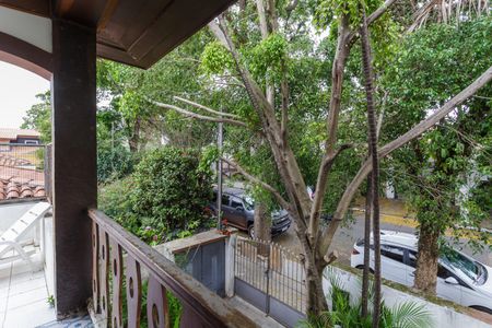 Casa à venda com 160m², 4 quartos e 4 vagas Casa à venda com 160m², 4 quartos e 4 vagasVaranda da Suíte 2