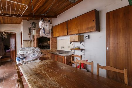 Casa à venda com 160m², 4 quartos e 4 vagas Casa à venda com 160m², 4 quartos e 4 vagasChurrasqueira