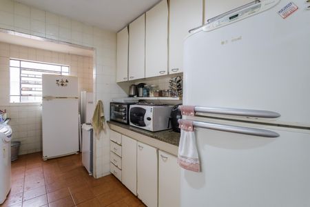 Casa à venda com 160m², 4 quartos e 4 vagas Casa à venda com 160m², 4 quartos e 4 vagasCozinha