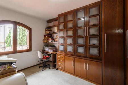 Casa à venda com 160m², 4 quartos e 4 vagas Casa à venda com 160m², 4 quartos e 4 vagasSuíte 1